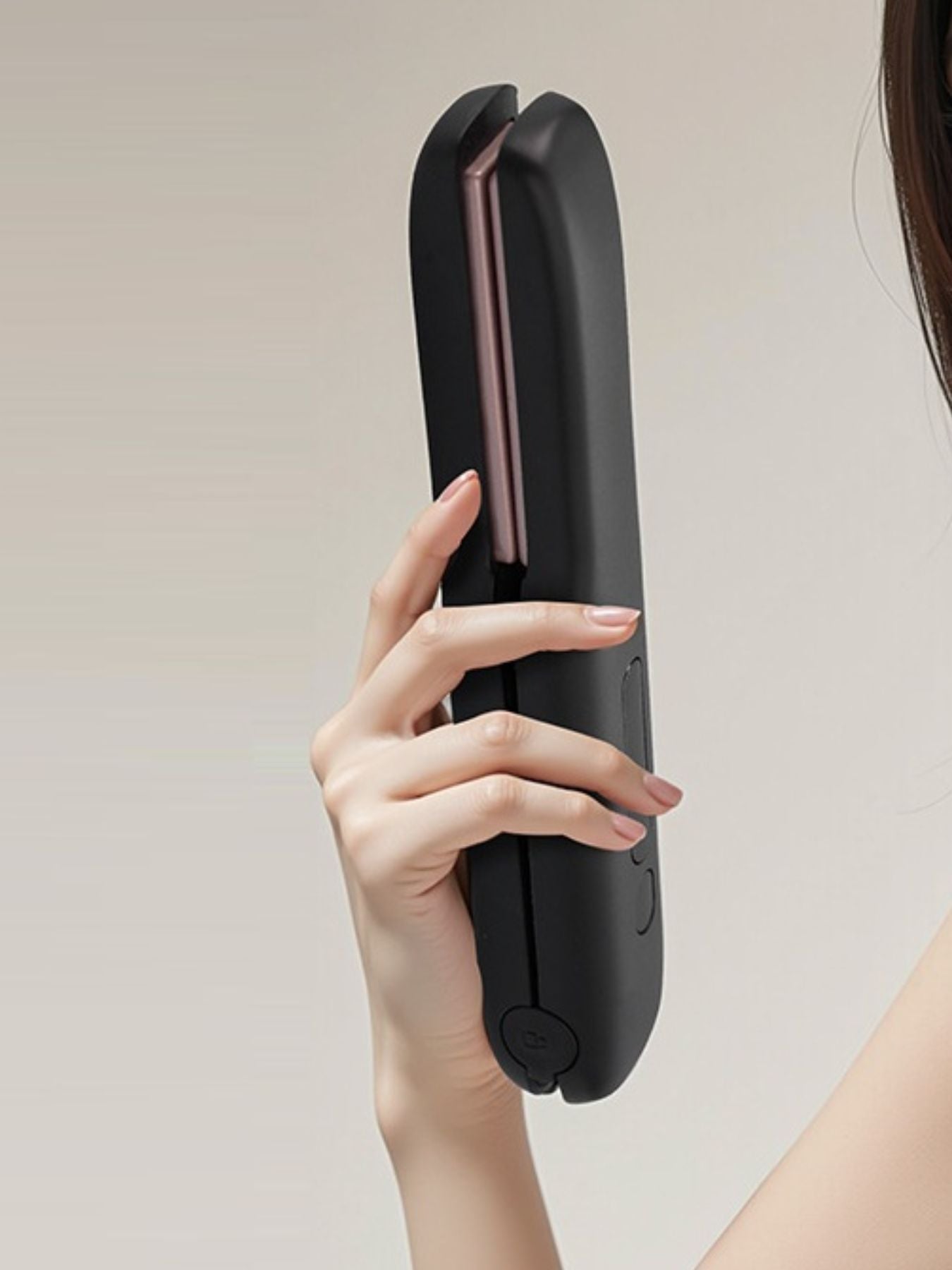1ff069a7-d182-49f3-aed4-7db01129c82f-Max
