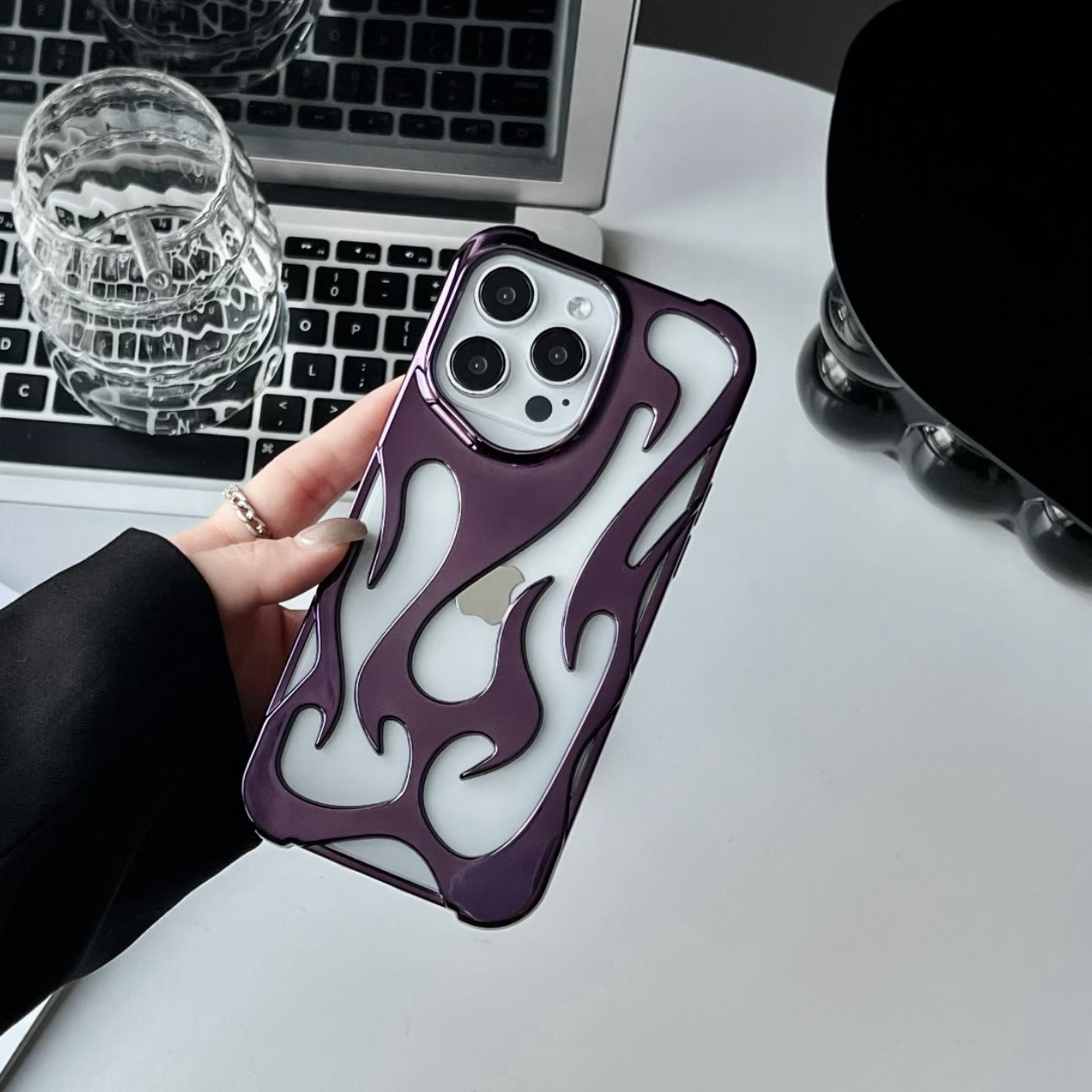 Electroplated hollow flame pattern phone case suitable for iPhone 15 Pro, simple all inclusive, Apple 14 anti drop protective cover