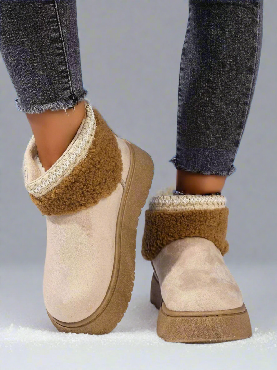 Round Toe Platform Boots